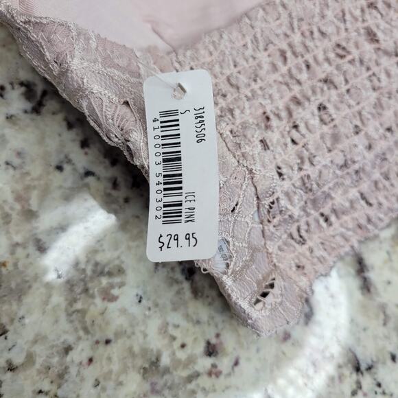 Altar'd State Ice Pink Crochette Bralette Criss Cross Strappy Back S - Picture 4 of 6